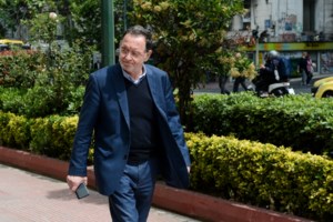 Λαφαζάνης κατά Τσίπρα για το "σκίσιμο μνημονίου": Δημαγωγική βλακεία που δεν είχε καμία σχέση με την πραγματικότητα. - εικόνα 2