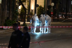 Βόμβα στη Hellenic Train: Τρία πρόσωπα στο στόχαστρο μετά την ανάληψη ευθύνης - Οι ομοιότητες με την έκρηξη στη Σταδίου - εικόνα 2