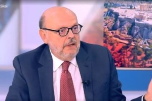 O Λαζόπουλος καρφώνει Τσακαλώτο: Το να φύγει δεν λέγεται διάσπαση, λέγεται έφυγε μια σταγόνα από ένα ποτήρι νερό