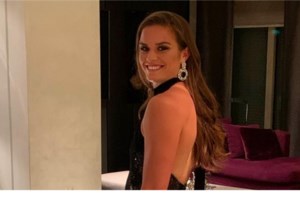 Ελεονώρα Μελέτη: Η σπάνια εμφάνιση με τον πεθερό της - Τα Louis Vuitton σανδάλια και η μονοχρωμία