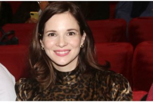 Ευγενία Δημητροπούλου: Πλάνταξε στο κλάμα στην πρώτη σχολική γιορτή της κόρης της [Εικόνες] - εικόνα 4