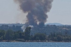 Φωτιά στον Άγιο Αθανάσιο Θεσσαλονίκης - Μήνυμα από το 112 - εικόνα 2