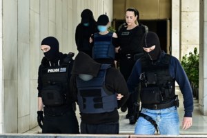 Αγιος Δημήτριος: Με αυτό το μαχαίρι σκότωσε ο 20χρονος τον 27χρονο [φωτογραφία ντοκουμέντο] - εικόνα 2