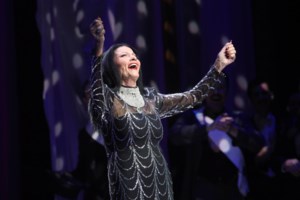 Ξέσπασε η Ζωζώ Σαπουντζάκη: Ντροπή τους! Με λένε Ζωζώ και δύο φορές ζω - εικόνα 2