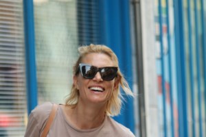 Αγγελική Ηλιάδη: Τα αρνητικά σχόλια για το... νέο πρόσωπο και η αποστομωτική της απάντηση