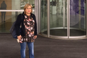 Πιερία: Θρήνος στην κηδεία της παιδιάτρου που παρασύρθηκε από φουσκωμένο ρέμα - εικόνα 2