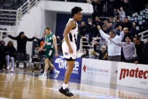 ΠΑΟΚ: Πέθανε ο εμβληματικός "Μανάβης"- Ο γνωστός οπαδός του δικέφαλου Μάκης Μαυρομιχάλης - εικόνα 3