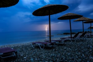 Ξανά... καλοκαίρι από την Τετάρτη - Πού θα κυμανθεί η θερμοκρασία