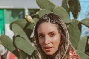 Μαίρη Συνατσάκη: Η μεγάλη αλλαγή στα μαλλιά της - Δεν είναι πλέον κοκκινομάλλα [εικόνες]