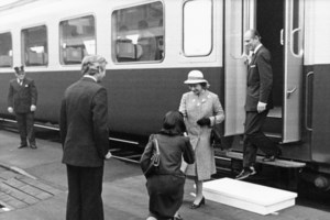 Το άγνωστο ταξίδι της Ελισάβετ στην Ελλάδα: Πριν γίνει βασίλισσα, είχε επισκεφθεί Βουλή και Ακρόπολη [εικόνες - βίντεο] - εικόνα 3