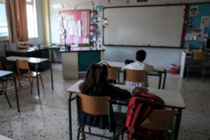 Συνελήφθη αρνητής πατέρας στο Ηράκλειο που δεν έστειλνε το παιδί του στο σχολείο