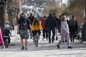 Κακοκαιρία με βροχές, καταιγίδες και ισχυρούς νοτιάδες – Πού θα χιονίσει