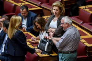 Φώφη Γεννηματά: Θα ενταφιαστεί στο μνήμα του πατέρα της - εικόνα 3