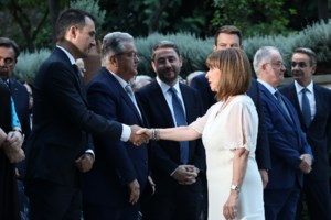 Προεδρικό: Τα μηνύματα, τα πηγαδάκια, ο γάμος Κασσελάκη και οι εμφανίσεις - Οι άψογες, οι υπερβολικές και οι εκτός θέματος - εικόνα 24