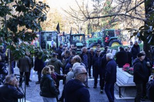 Χατζηδάκης για αγρότες: Είμαστε σε καλύτερο δρόμο, ανοιχτή η πόρτα για διάλογο - Δεν εμφανιζόμαστε ως Άη Βασίληδες