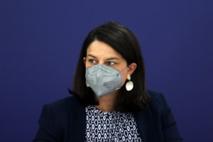 Εκτός ΕΜΑΚ 54 πυροσβέστες που αρνούνται να εμβολιαστούν - Μετακινούνται σε άλλες υπηρεσίες - εικόνα 2