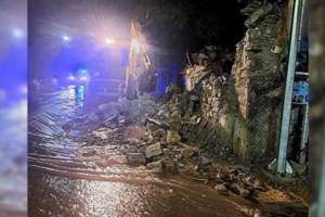 Κακοκαιρία Atena: Σε ποιες περιοχές θα "χτυπήσουν" σφοδρές καταιγίδες και χαλάζι - Η ΕΜΥ επικαιροποίησε το Έκτακτο Δελτίο