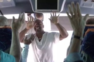 Σοκ στο ΚΤΕΛ Αττικής: Οδηγός επιτέθηκε με κατσαβίδι σε επιβάτη – Φώναζε "έχω ψυχολογικά, θέλω να πάω φυλακή"