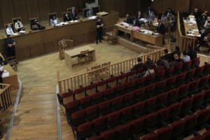 Παύλος Φύσσας: Συγκινεί ο πατέρας του - "7 βασανιστικά χρόνια ο Ρουπακιάς ήταν σπίτι του" [βίντεο]