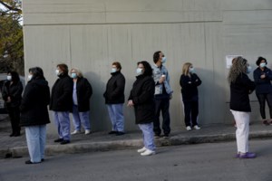 Αγρίνιο: Νεκρός 58χρονος από κορονοϊό - "Ακύρωσε τον εμβολιασμό του" λέει ο γιος του [βίντεο]