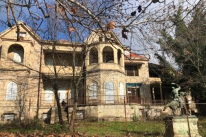 Τατόι: Εντοπίστηκε το χαμένο ιστορικό κασπώ των ανακτορικών κήπων - Πότε θα το δούμε στο Προεδρικό Μέγαρο [Εικόνες]