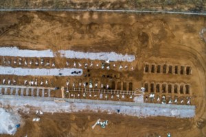 Μεταδίδεται ο κορονοϊός και μετά θάνατον; - Ενας ιατροδικαστής εξηγεί - εικόνα 2