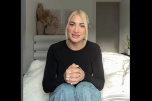 Ξανά στο σφυρί το ρετιρέ της Αλίκης Βουγιουκλάκη στο Κολωνάκι - Η τιμή του προκαλεί... ζαλάδα