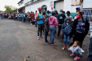 Κορονοϊός - Τραγωδία στο Νεπάλ: Ζητούν από τους ορειβάτες του Εβερεστ να δώσουν φιάλες οξυγόνου - εικόνα 3