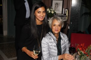 Ορόρα Μαριόν Αρζόγλου: Η σπάνια εμφάνιση της κόρης του Κώστα Αρζόγλου με την εξωτική ομορφιά - εικόνα 9