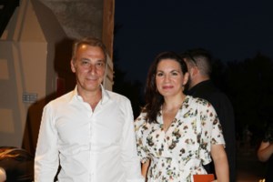 Ο Μίνως Μάτσας παρουσιάζει τα τραγούδια του στο Gazarte- Ευκαιρία να τον γνωρίσουμε "από κοντά" - εικόνα 4