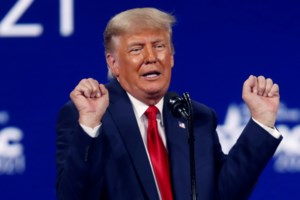 Το Facebook "εξορίζει" τον Τραμπ: Μπλόκο στον λογαριασμό του για δύο χρόνια - εικόνα 2