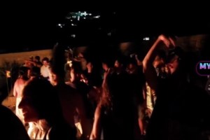 Η Ελλάδα σώζει το καλοκαίρι των Ευρωπαίων - Αναφορές και εικόνες σε κορυφαία διεθνή ΜΜΕ