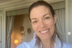 Βίκυ Καγιά: Μας έδειξε το λευκό "dream dress" που φόρεσε στη βάφτιση του γιου της στο Μονακό - εικόνα 8