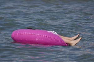 Πνιγμός 11χρονης στη Ροδόπη: Tέσσερις νέες συλλήψεις, μεταξύ τους η αδελφή της και η ναυαγοσώστρια