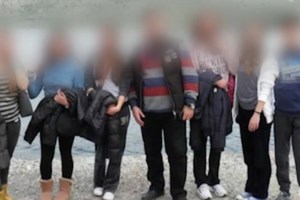 Χέρι χέρι στα διαλείμματα ο καθηγητής με τη 14χρονη, λένε οι εκπαιδευτικοί - "Δεν ήταν η μόνη μαθήτρια που είχε προσεγγίσει"