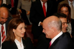 Συνάντηση Παπανδρέου - Ιμάμογλου στην Κωνσταντινούπολη: Στόχος "η ειρηνική συνύπαρξη και η καλή γειτονία"