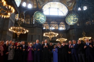 Σύνοδος Κορυφής: Διακοπή για διάλειμμα, μετά τον 7ωρο "μαραθώνιο" για διαβουλεύσεις - εικόνα 6