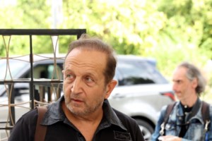 Η Ζωή Κωνσταντοπούλου επέλεξε έδρα και έβαλε στην Βουλή τον σύντροφό της Διαμαντή Καραναστάση