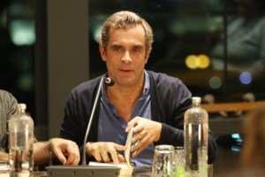 Ζέτα Δούκα κατά της Λίνας Μενδώνη: Παγκόσμια ημέρα κωλοτούμπας, πόσο ακόμα θα τραβήξει η παρωδία - εικόνα 2