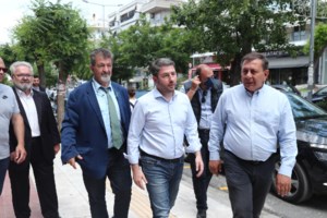 Ανδρουλάκης: Τον Μητσοτάκη τον ενδιαφέρει να μην φορολογήσουμε τα υπερκέρδη των ολιγαρχών