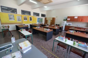 Ζαχαράκη: Χωρίς προβλήματα η τηλεκπαίδευση - Νέες οδηγίες για εκπαιδευτικούς