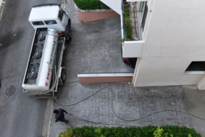 Η έξαρση του κορονοϊού στην Κίνα ρίχνει την τιμή του πετρελαίου - Στα 73,15 δολάρια το βαρέλι - εικόνα 2