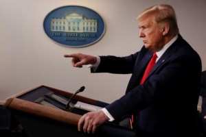 ΠΟΥ εναντίον Τραμπ: Μην πολιτικοποιείς τον κορονοϊό