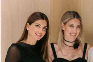 Σταματίνα Τσιμτσιλή: Το υπέροχο denim jumpsuit και η λεπτομέρεια που άλλαξε στον αέρα της εκπομπής για να το κάνει πιο θηλυκό - εικόνα 8