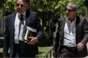 Θέμης Αδαμαντίδης: Τα φρουτάκια, η καταγγελία για ξυλοδαρμό και η απάντησή του για τη σπείρα ναρκωτικών - εικόνα 2