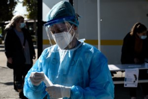 Κορονοϊός: Άσχημα νέα με 111 νεκρούς και 596 διασωληνωμένους - 2.199 τα νέα κρούσματα σήμερα - εικόνα 5