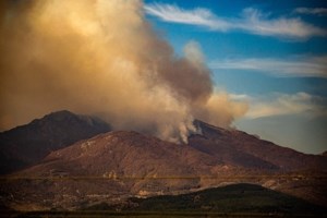 Ηράκλειο Κρήτης: Φωτιά στο δάσος της Κέρης - Μεγάλη επιχείρηση της Πυροσβεστικής
