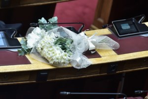 Τσίπρας: Για άλλη μια φορά είναι υπό δίωξη ο πολιτισμός και οι άνθρωποί του - εικόνα 2