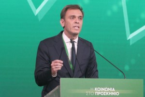 Μάντζος σε ΣΥΡΙΖΑ για τις εκλογές: Δεν αναλάβατε ούτε την ελάχιστη ευθύνη και τη ρίχνετε στο ΠΑΣΟΚ;