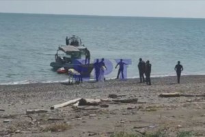 Εύβοια: Αναγνωρίστηκε η σορός του άτυχου πιλότου - Τραγικές φιγούρες η σύζυγος και τα αδέρφια του